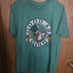 Buc-ees Green Graphic T-Shirt with St PATTYS DAY DESIGN